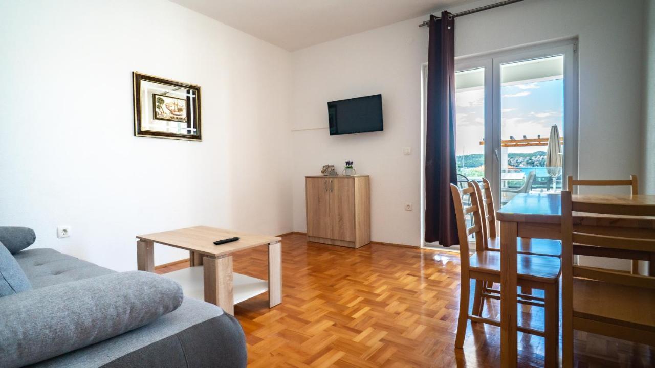 Calma Apartments Trogir Luaran gambar